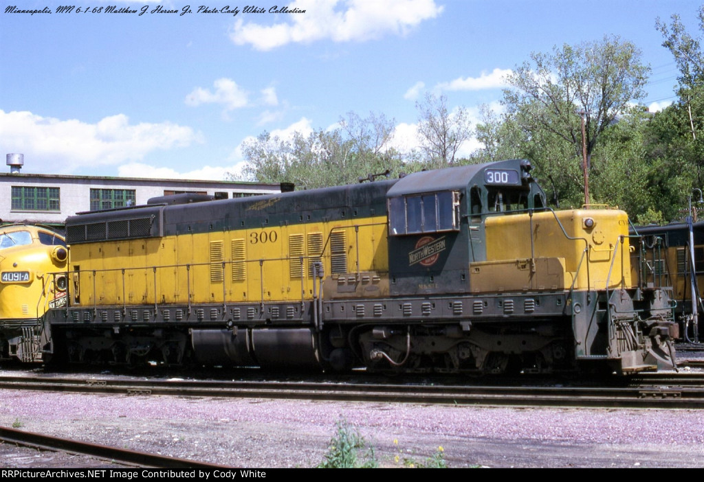 Chicago and Northwestern SD7 300